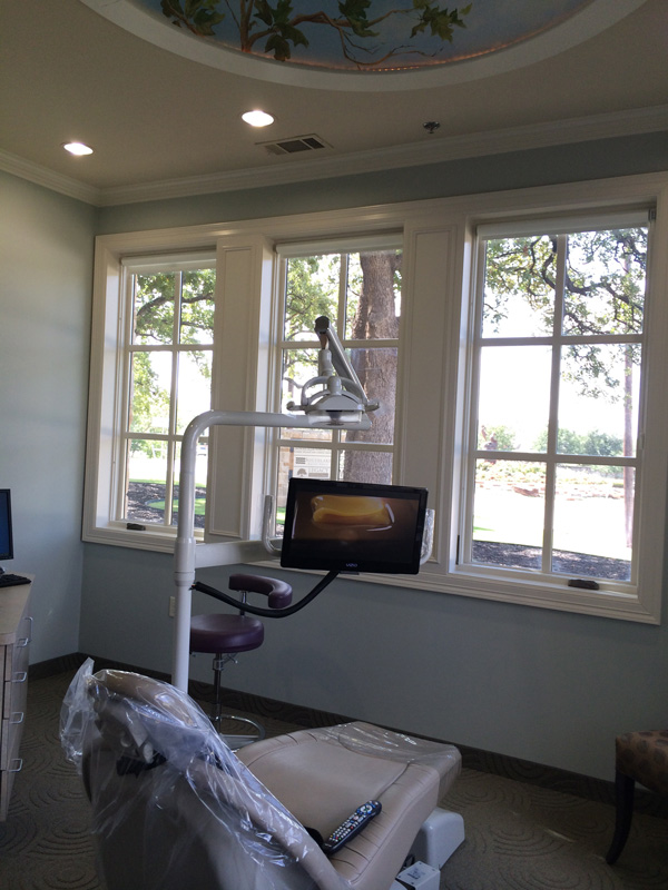 Room with Mural on Ceiling - Pediatric and Cosmetic Dentists in Southlake, TX